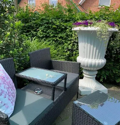 Teutoblick Leeden 아파트